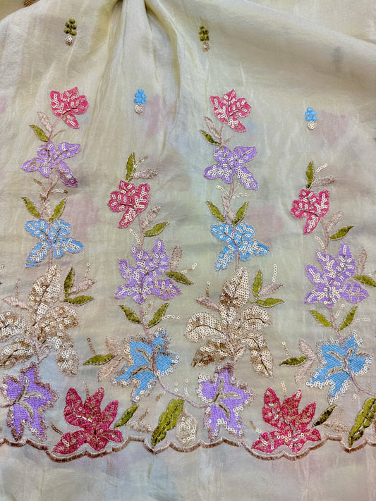 👗pure viscouse tissue zari with embroidered 🥻44-45 inch width