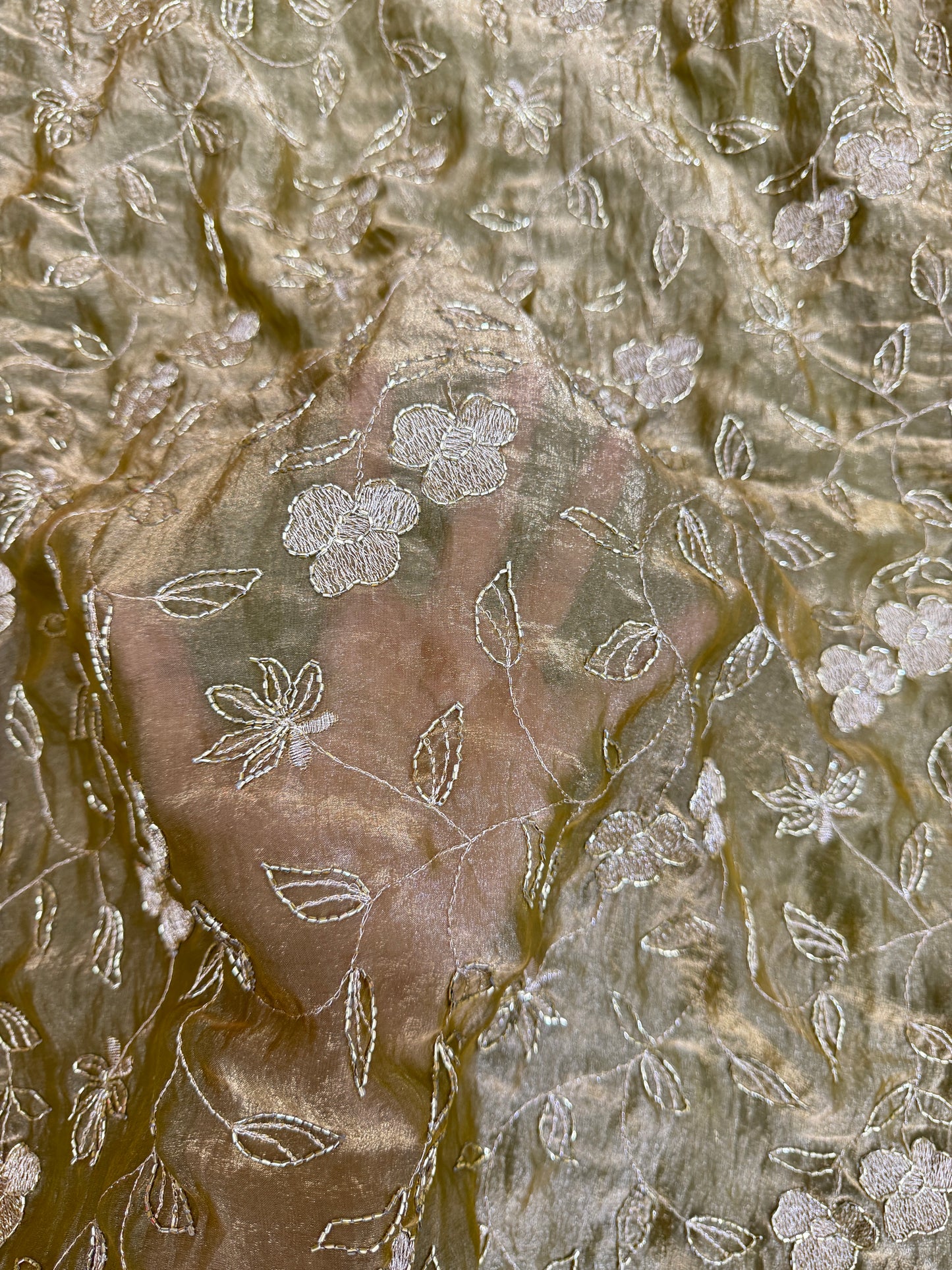 🥻👗BEAUTIFUL GLASS TISSU WITH ALLOVER BEATS WORK 44-45WIDTH - Design 3