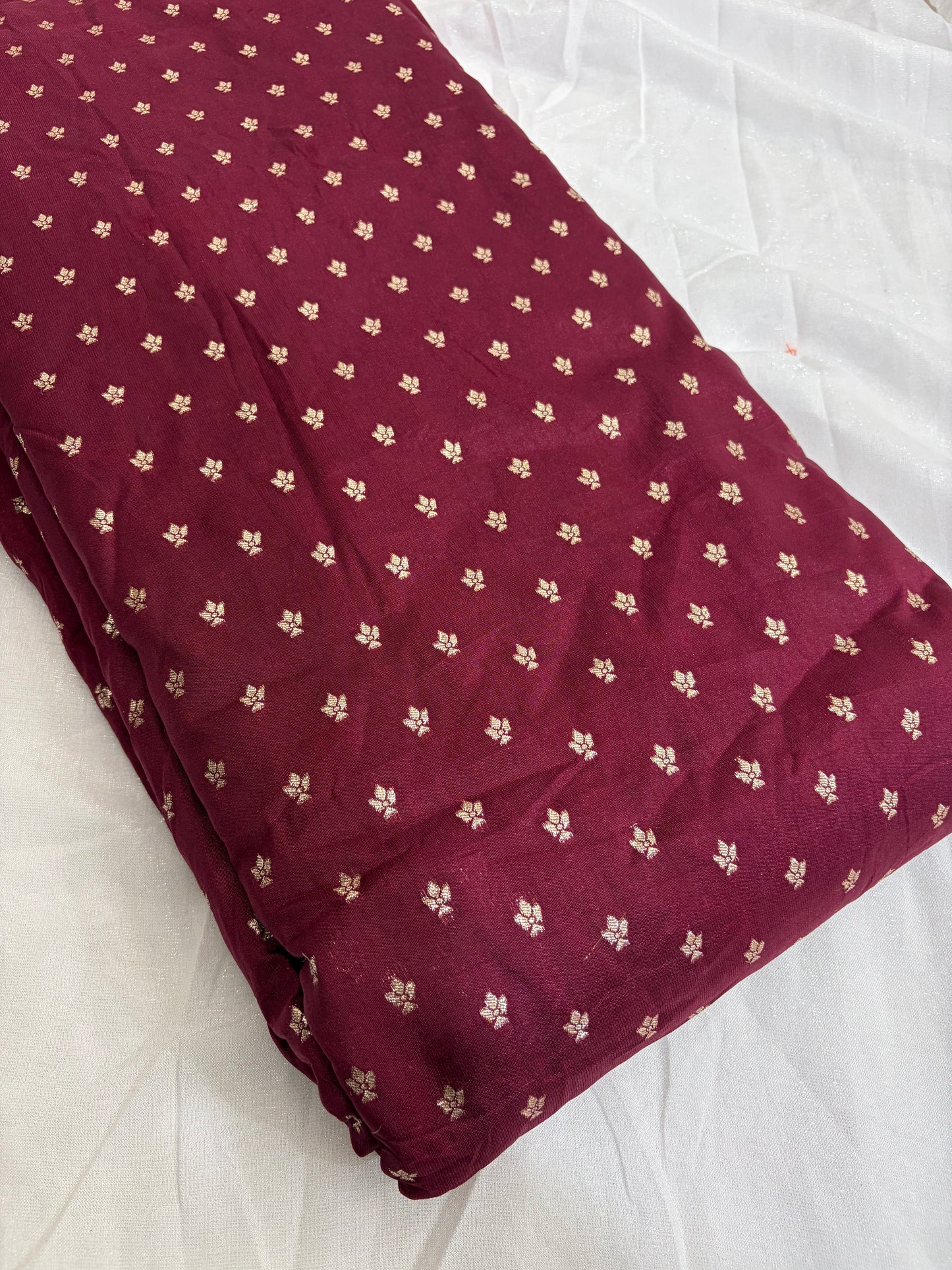 Royal 100% pure banarari Zari Leaf Weave fabrics 44inch width maroon