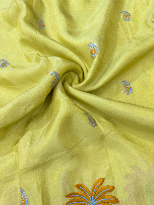 😍Pure viscouse tissu embroidery border 💕with elephant 🐘desing lehanga,Sari,blouse , dress 45-inch width