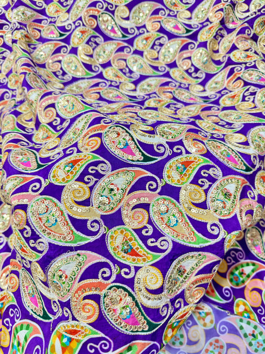 👗LUXURY NATURAL CRAPE FLORAL PRINT EMBROIDERY WITH SEQUINS 44 INCH WIDTH