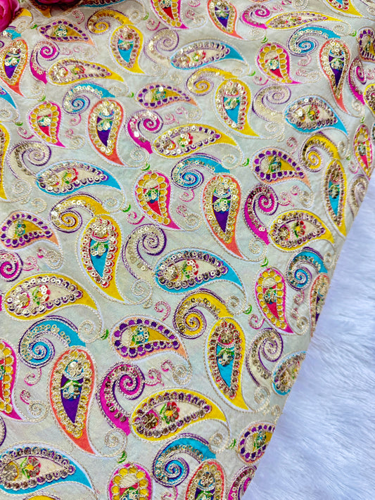 👗LUXURY NATURAL CRAPE FLORAL PRINT EMBROIDERY WITH SEQUINS 44 INCH WIDTH