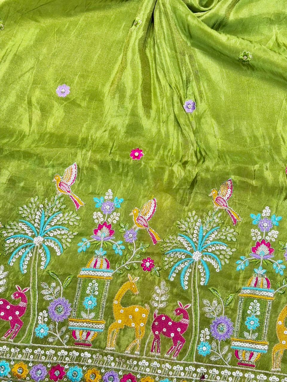 Premium🥻 Viscouse tissue👗 border fabrics beats work beautiful design width 44