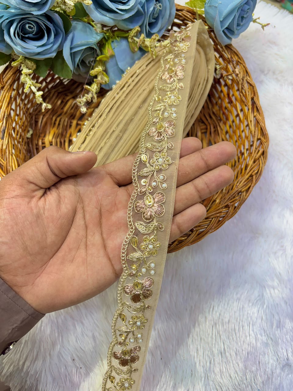 ✨ Premium Golden hand made  Embroidered Zari Lace – Elegant Decorative Border pack of 9 meter golden