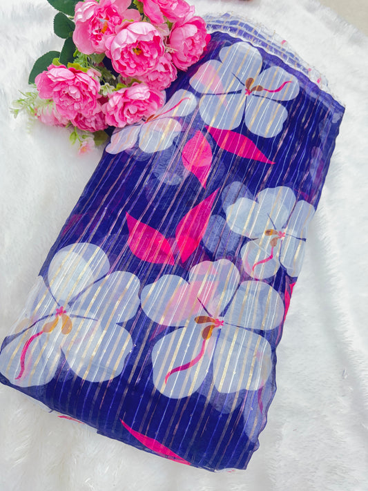 🥰Printed organza fabric 👗features a delicate floral print in a beautiful 🥹 44inch width