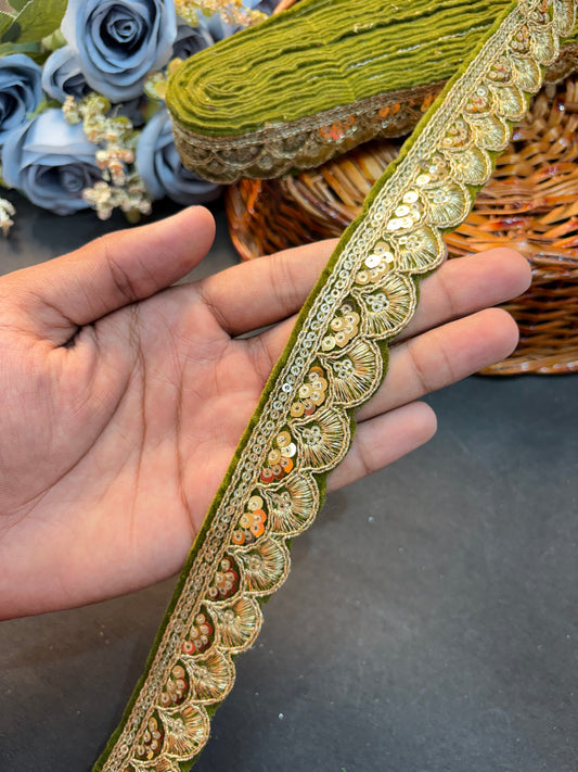 Velvet Golden Zari Embroidery Scallop Lace Border for Saree, Dupatta & Lehenga – Fancy Designer Sequin Lace Trim Roll (1.5 Inch Width)