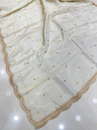 😍Premium Dyable 💕tissu Dupatta with Four-Side Golden Embroidered ☺️Border (2.25 Meter)