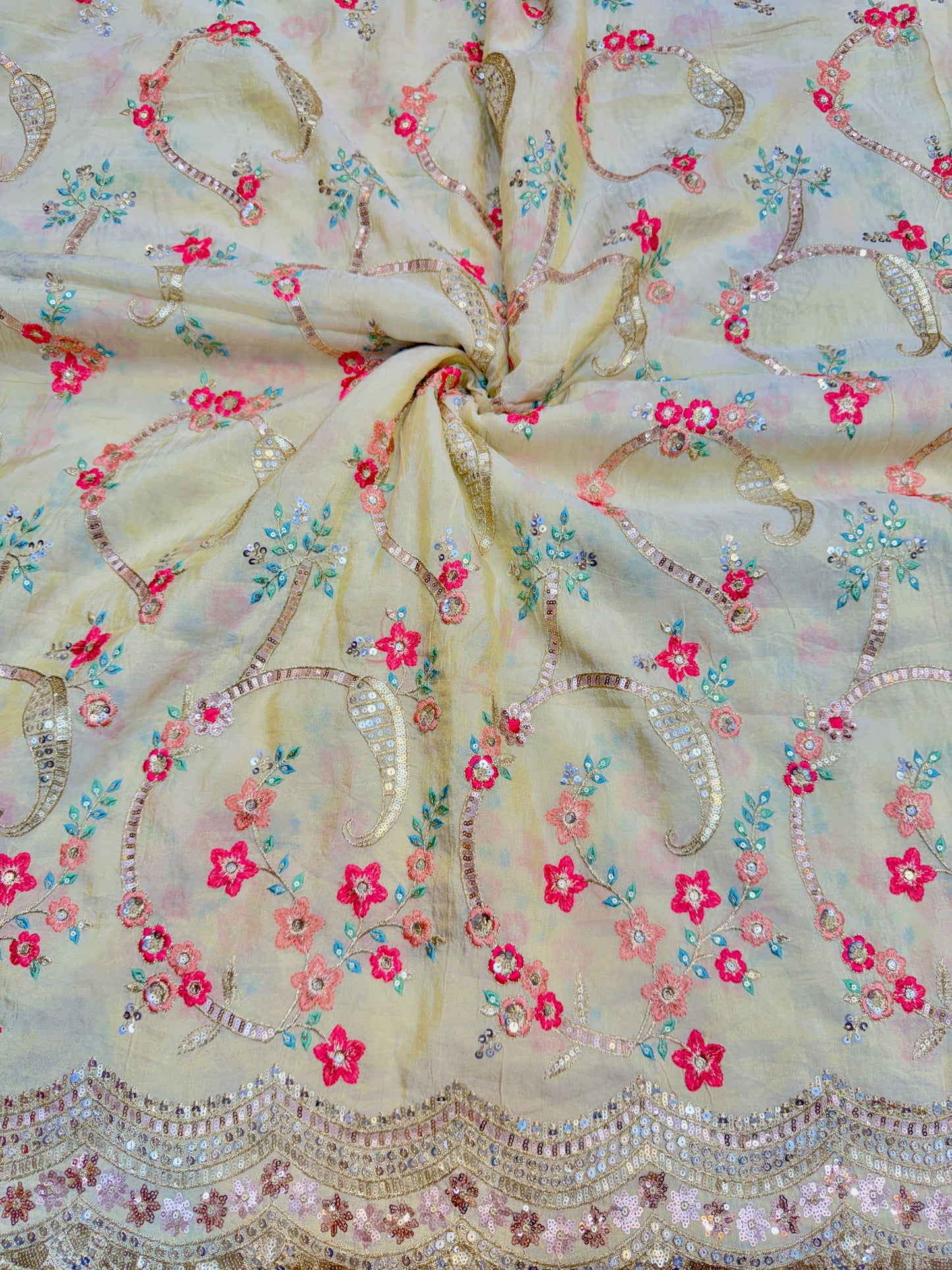 👗pure viscouse tissue zari with embroidered 🥻60 inch width