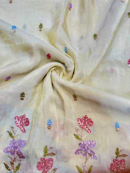 👗pure viscouse tissue zari with embroidered 🥻44-45 inch width