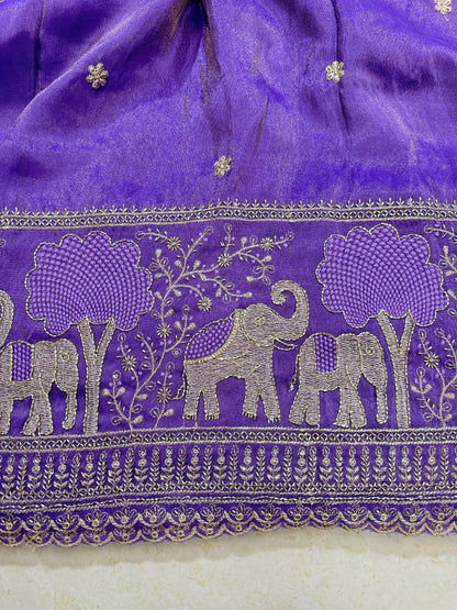 tissu with Golden Zari Elephant Border & Floral beats  Weave 44-45 width