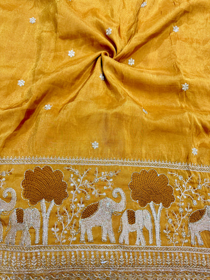 Viscouse tissu with Golden Zari Elephant Border & Floral beats Weave 44-45width