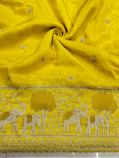 Viscouse tissu with Golden Zari Elephant Border & Floral beats Weave 44-45width