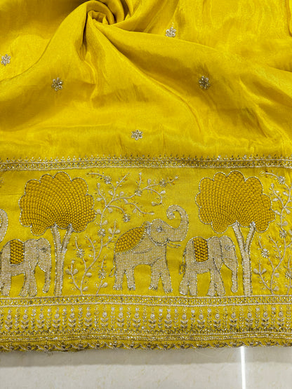 Viscouse tissu with Golden Zari Elephant Border & Floral beats Weave 44-45width