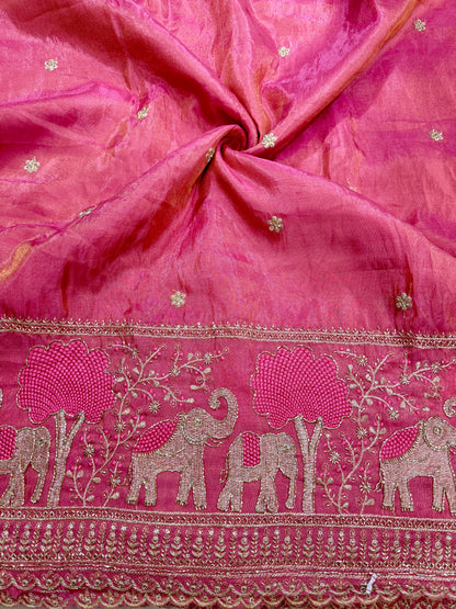 tissu with Golden Zari Elephant Border & Floral beats Weave 44-45width