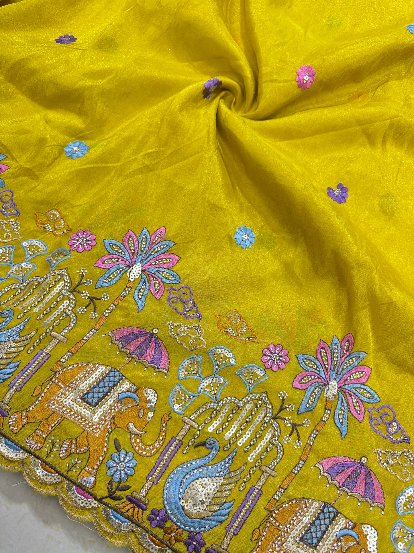 PURE TISSUE MULTI EMBRODERY DAAAMAN STYLE 44-45width YELLOW