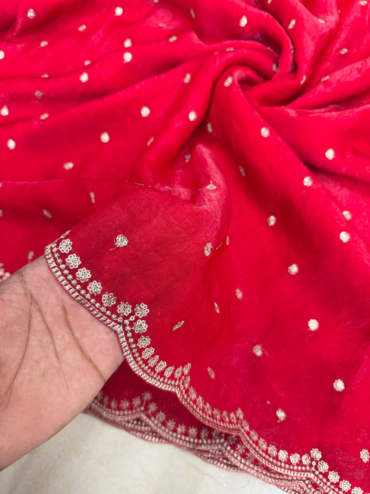 🥻👗Space silk fabrics with 2 side border 44-45 width