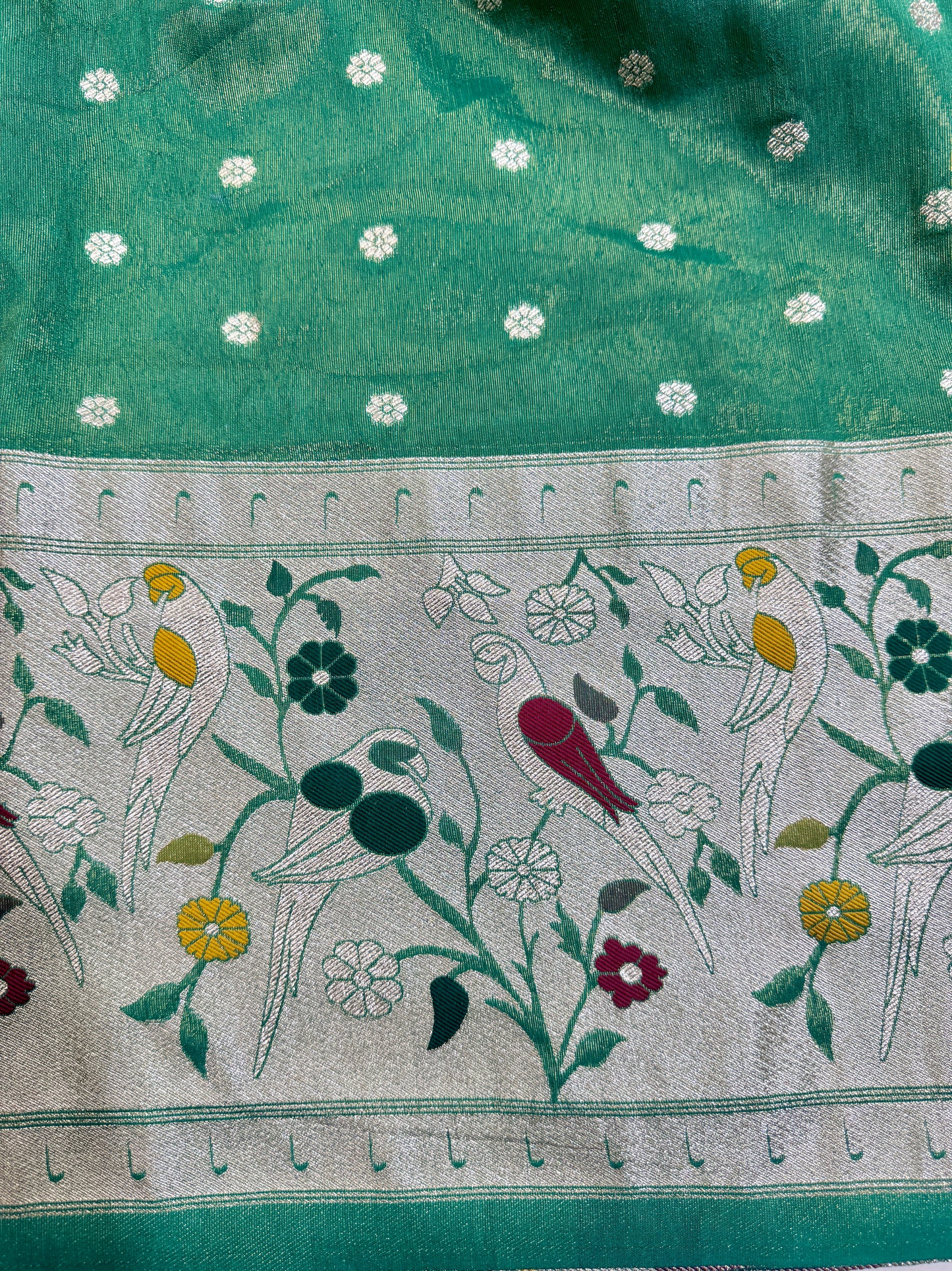 Paitanick Desing border  with tissu fabric 44-45 width