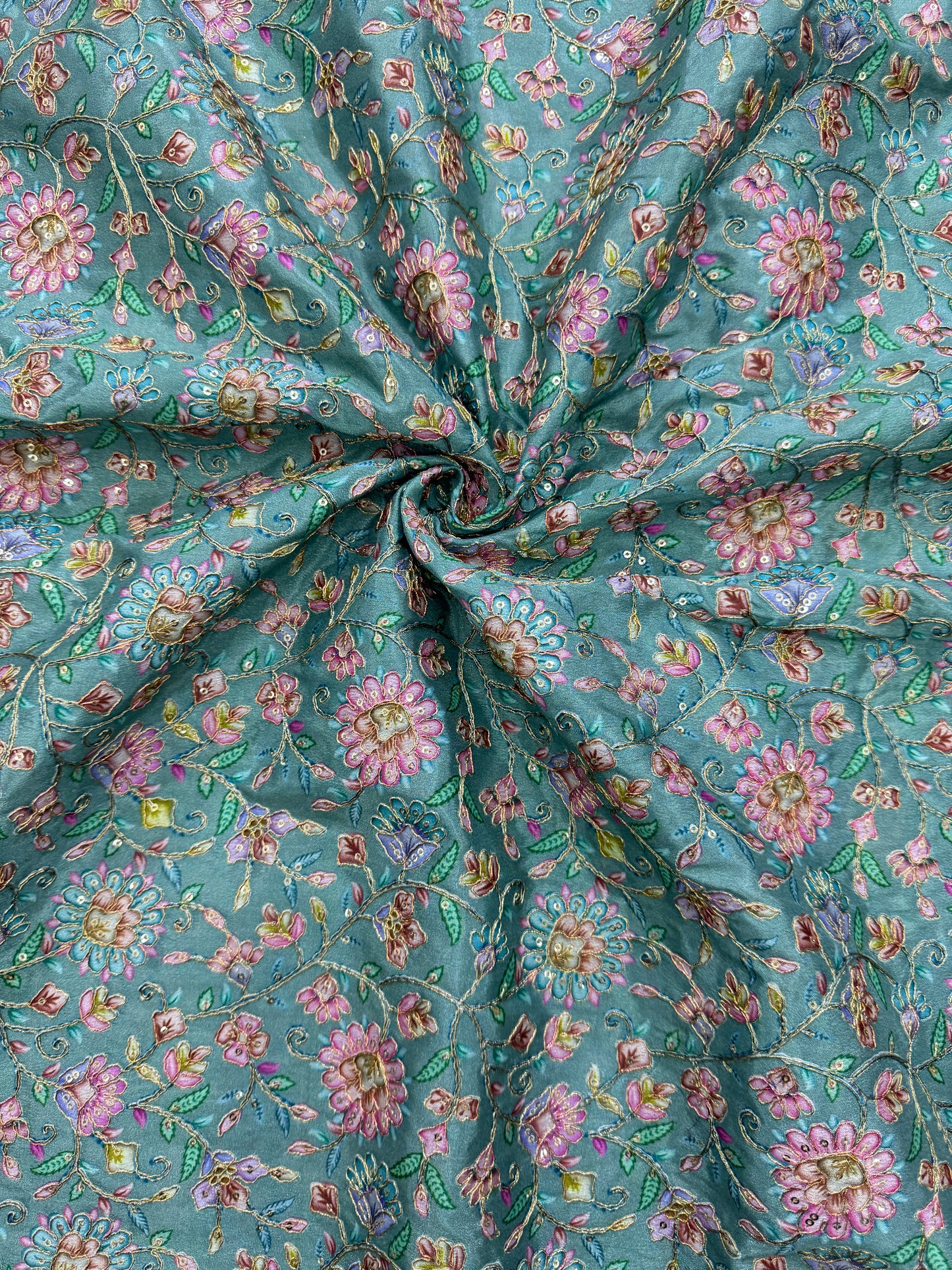 Pure 🌸Chinon fabric 👗with embroidery 44inch width