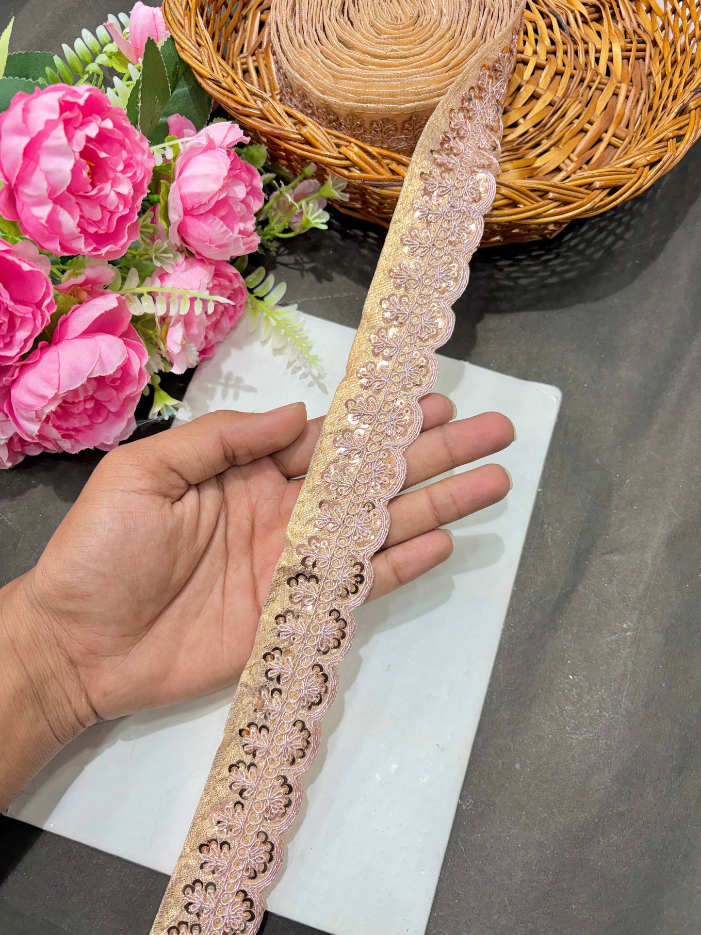 ✨Beautiful 😍Raw silk lace royal zari embroidered lace border 2 inch (pack of 9 meter )