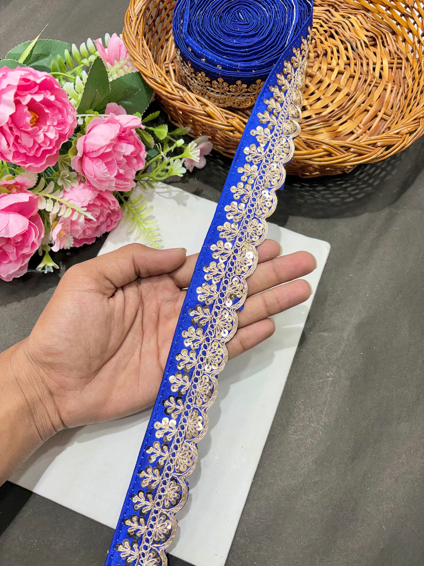 ✨Beautiful 😍Raw silk lace royal zari embroidered lace border 2 inch (pack of 9 meter )