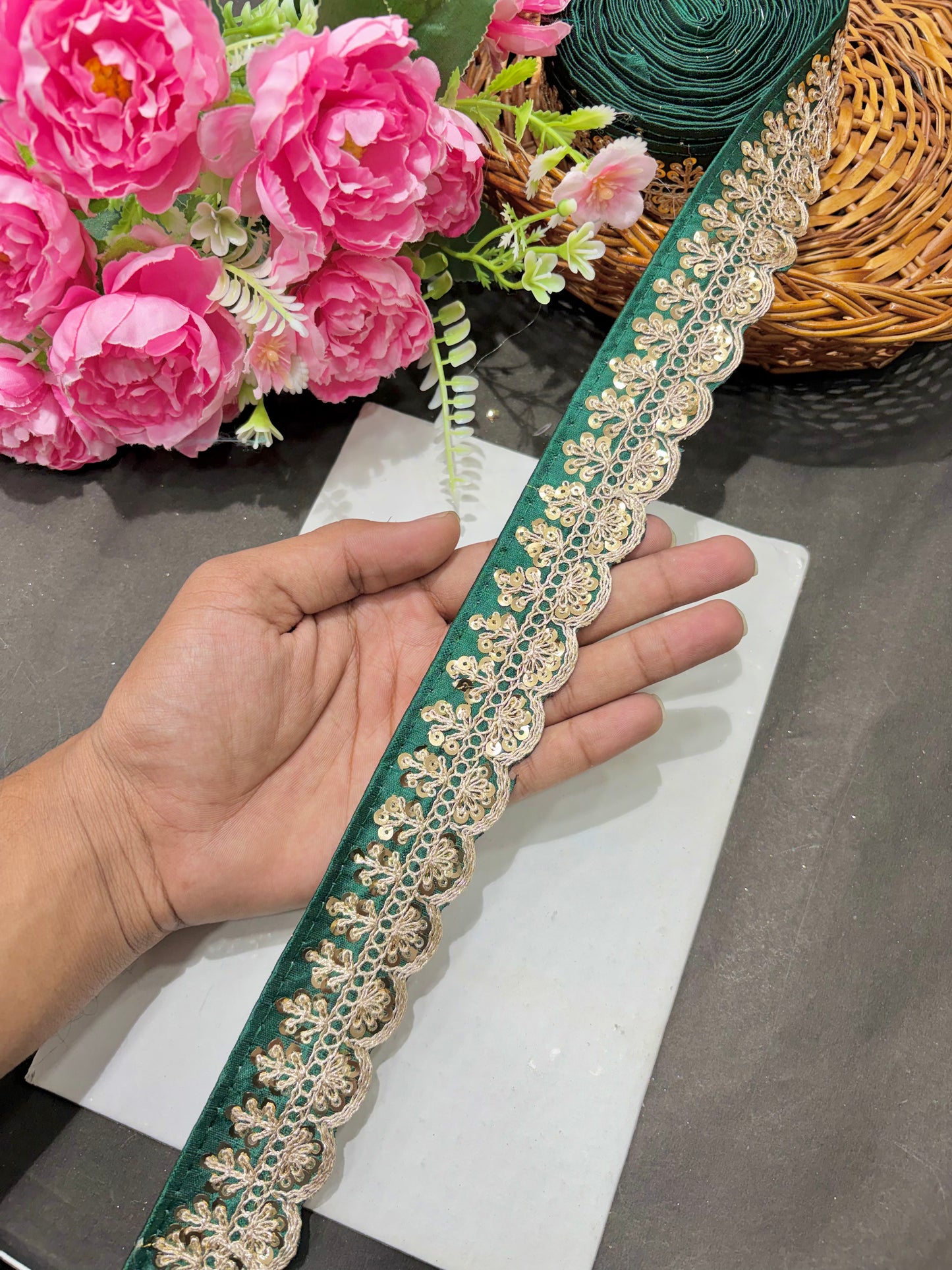 ✨Beautiful 😍Raw silk lace royal zari embroidered lace border 2 inch (pack of 9 meter )