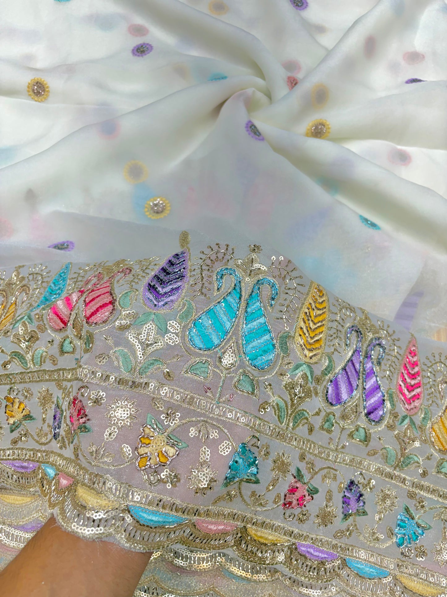 😍Exclusive Space Silk with Multi Colour Embroidery 44 inch width 🪡🧵