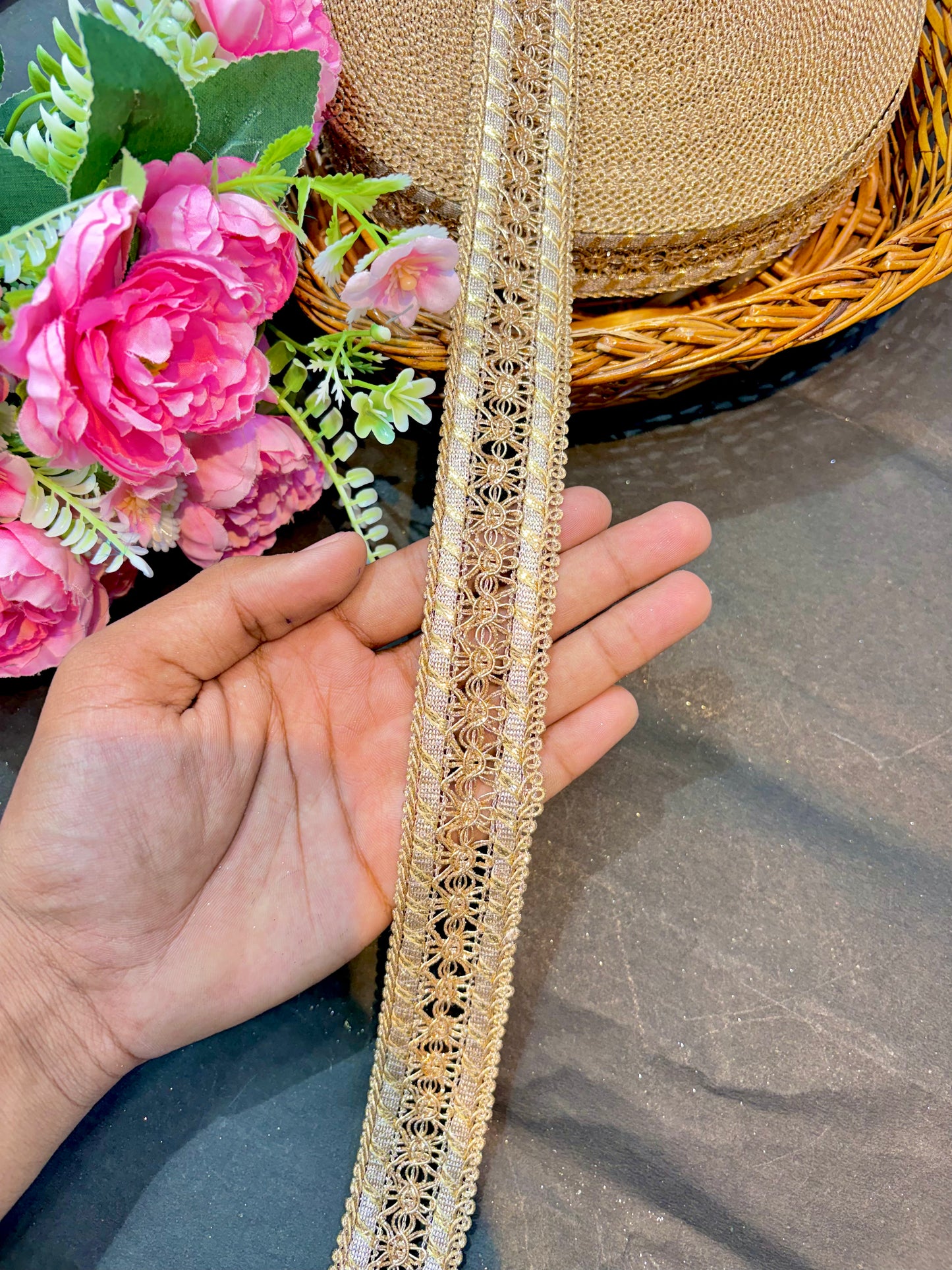 zari embrodeiry lace rose gold (pack of 9 meter ) 1inch