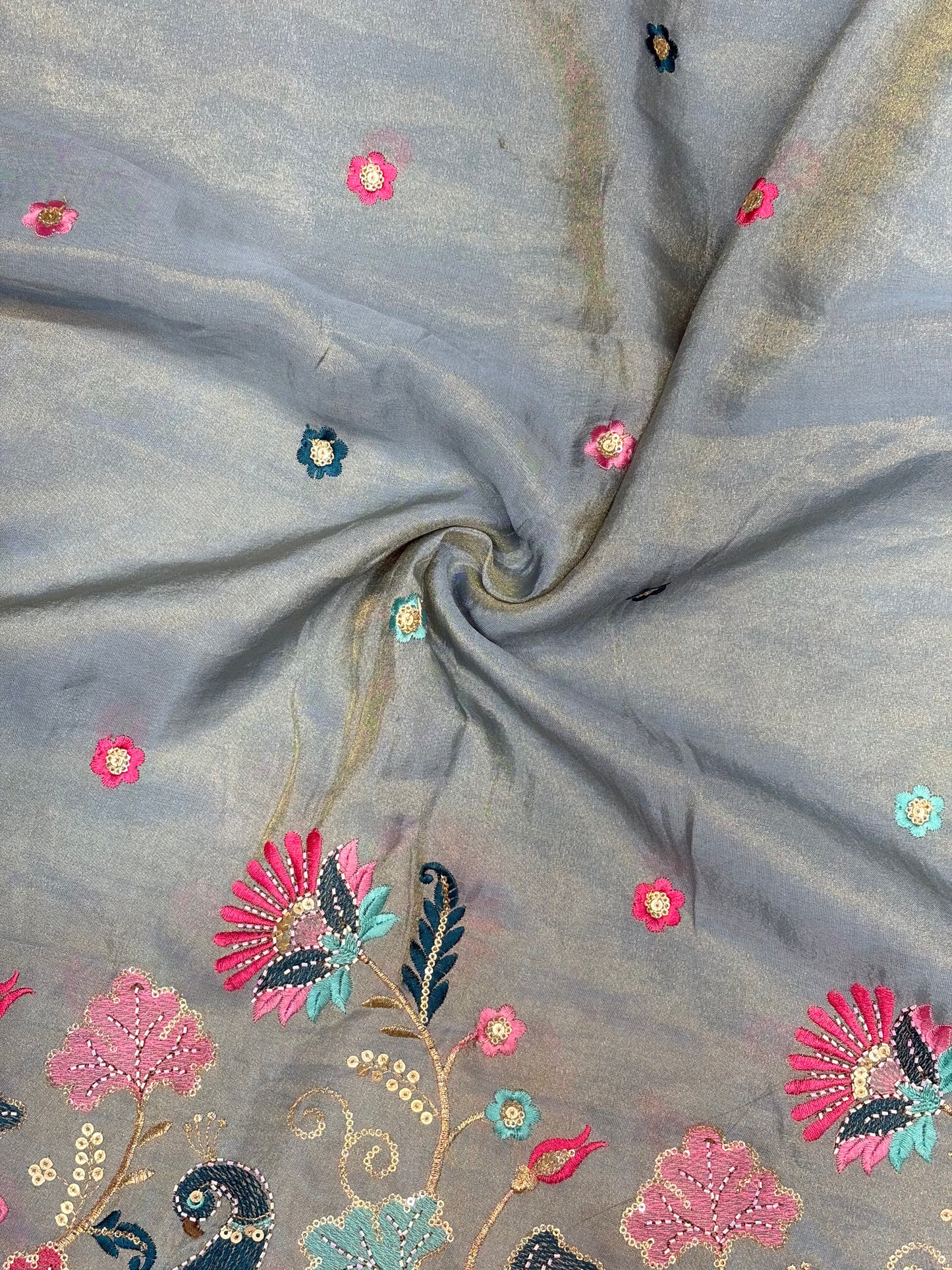 🥹💕Pure Tissue with 🦚 Embroidery 🪡 | 44 Inch Width