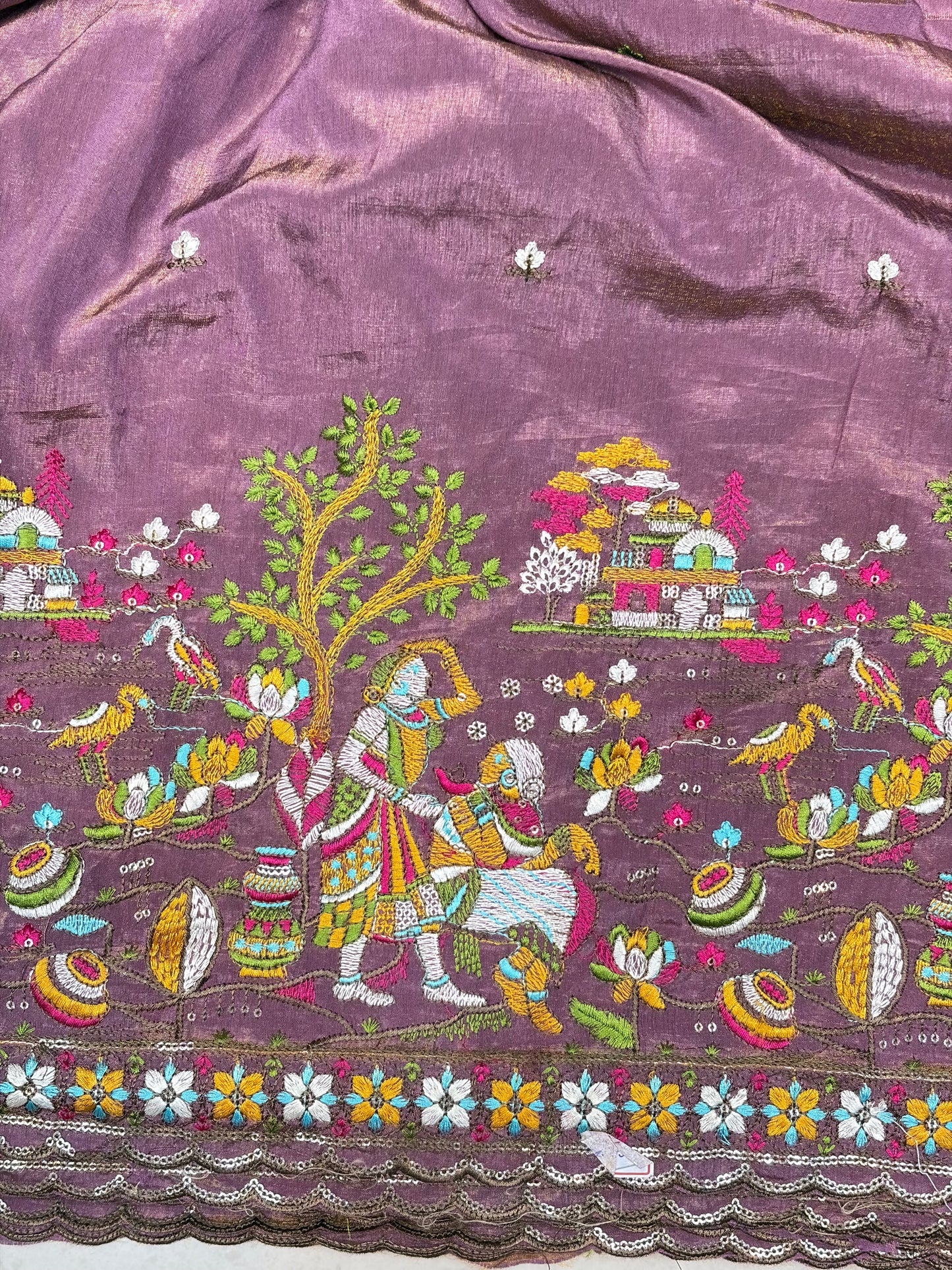 🥰Vichetra Silk 🪡🧵 Embroidery 💃 with Lady 🥹 Design | 44 Inch Width