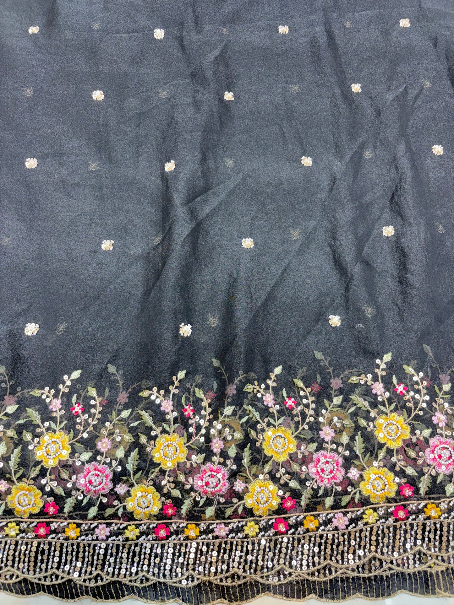 😍🥹Premium Space Silk with Beautiful Multi Colour Embroidery 44-45 inch width 🥻👗