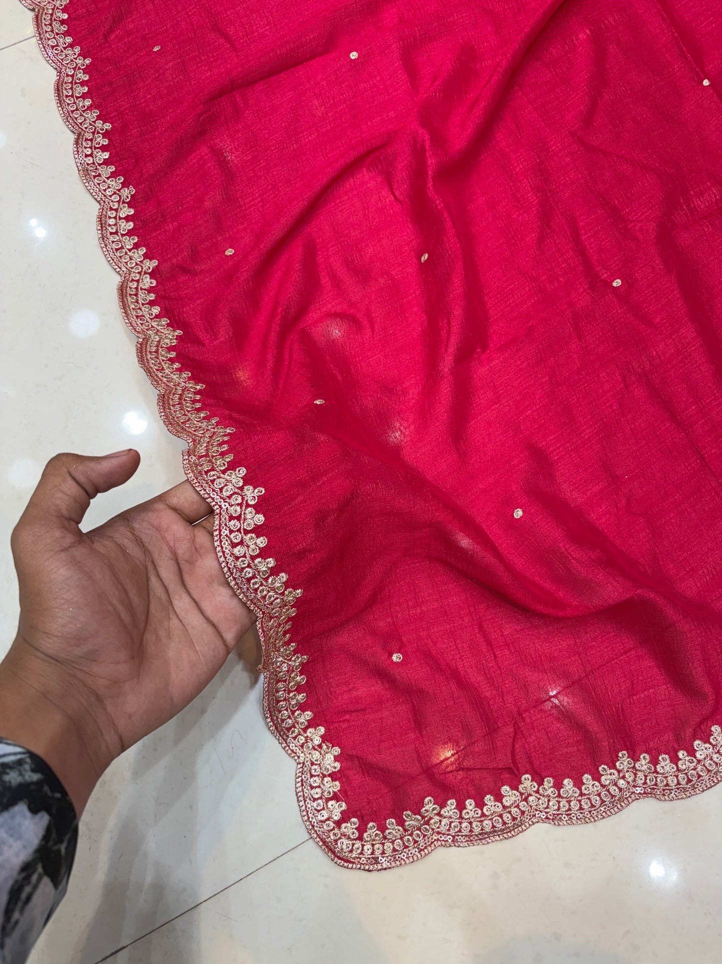 😊Beautiful Vichetra silk duppata 2.25 meter 4 side borde