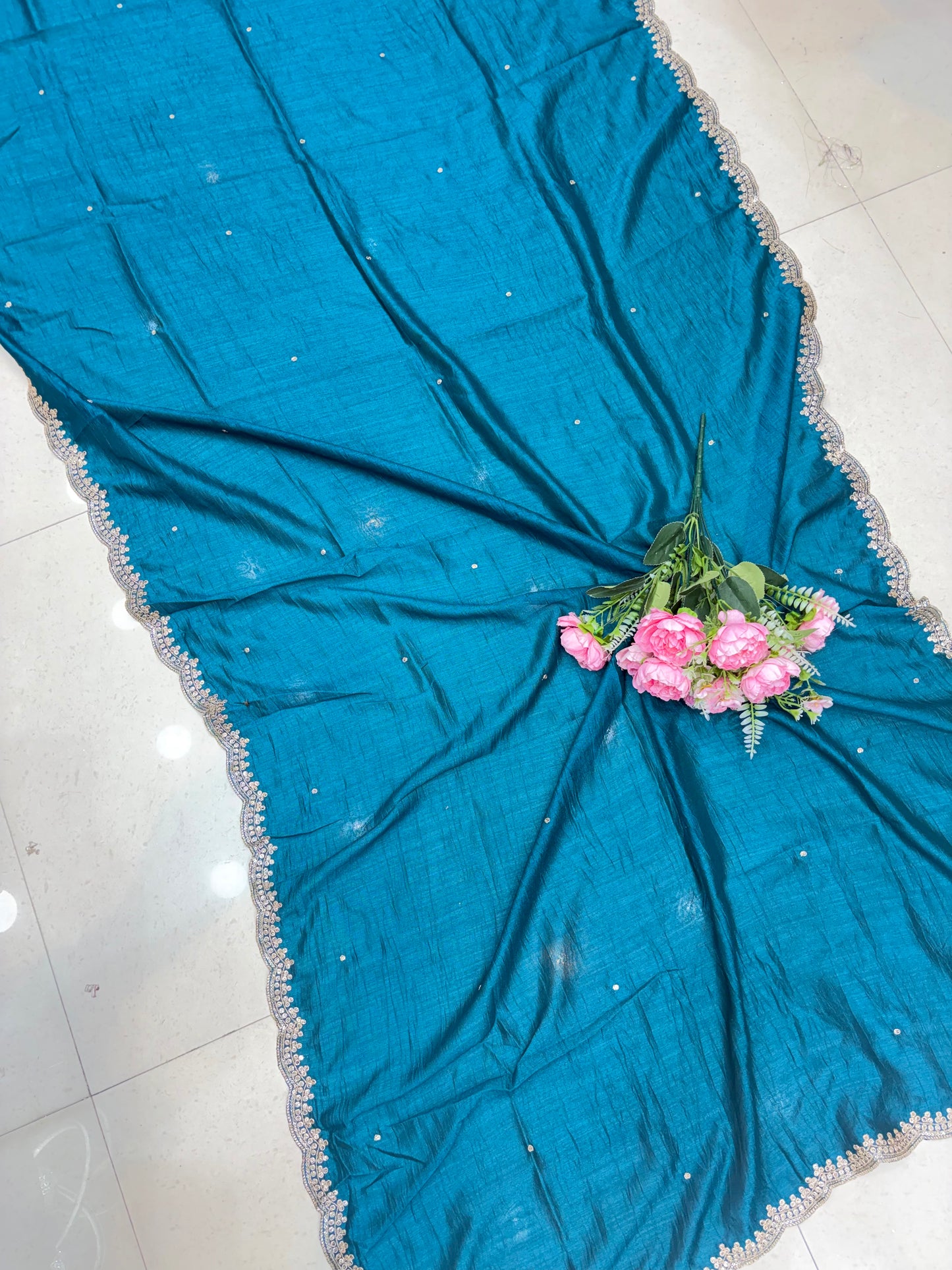 😊Beautiful Vichetra silk duppata 2.25 meter 4 side border