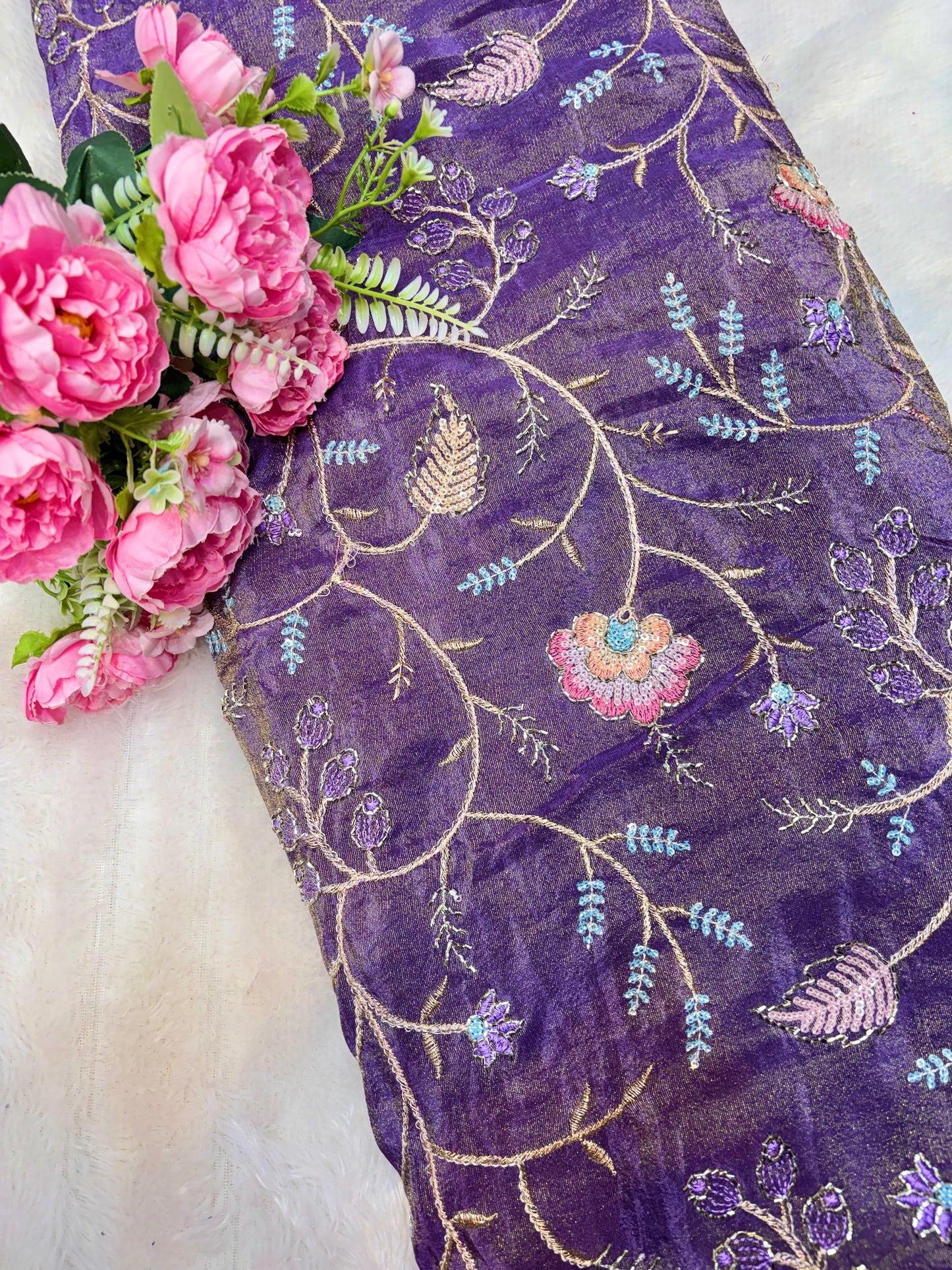 🌸💐Royal premium beats with 🪡🧵 Embroidered Tissue Fabric purple