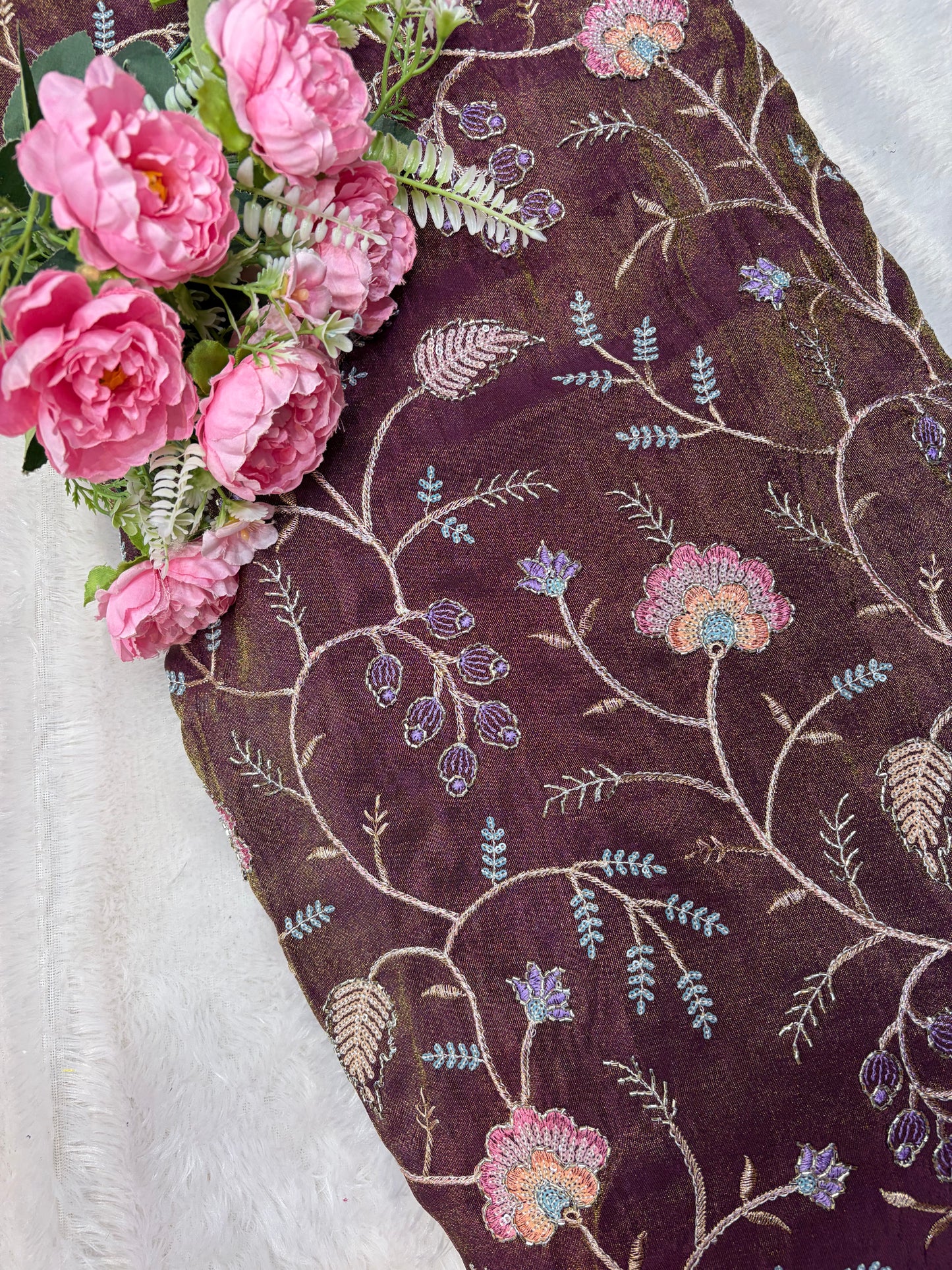 🌸💐Royal premium beats with 🪡🧵 Embroidered Tissue Fabric purple