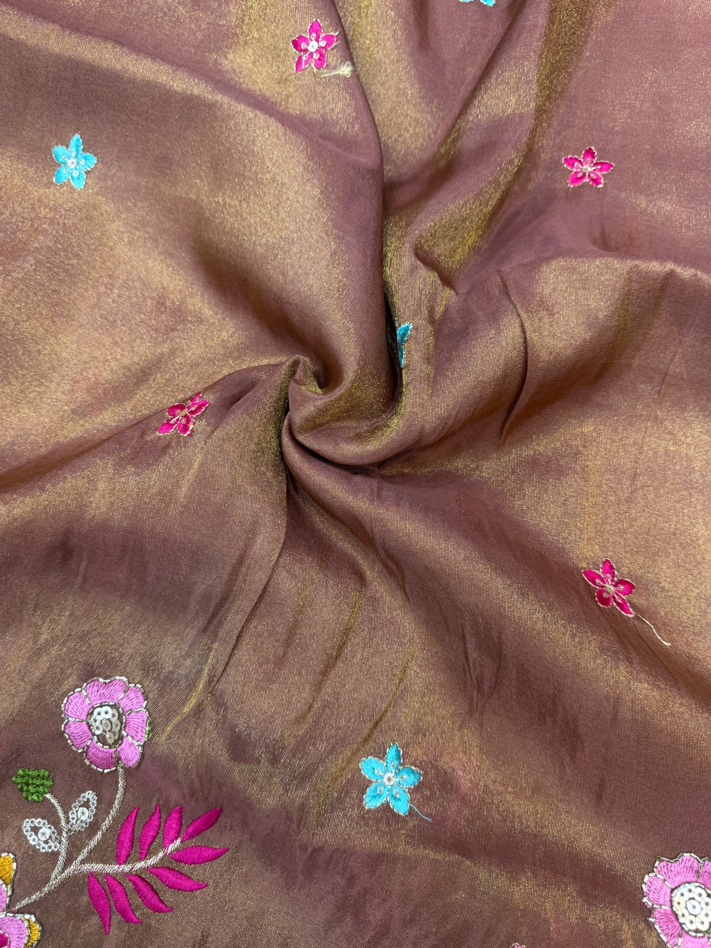 Tissu  Embroidered Silk Blend Fabric with Floral & Bird Motifs 45inch width BROWN