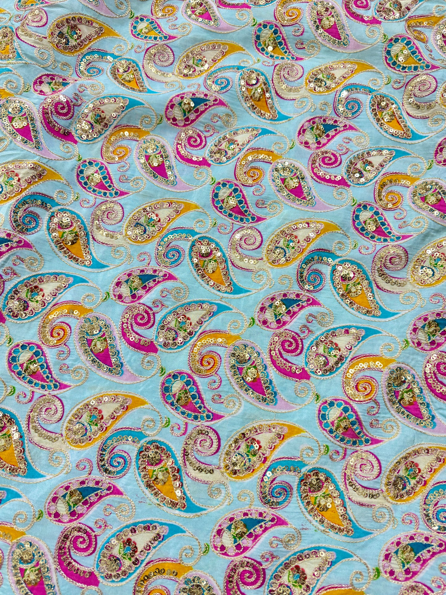 👗LUXURY NATURAL CRAPE  FLORAL PRINT  EMBROIDERY WITH SEQUINS 44 INCH  WIDTH