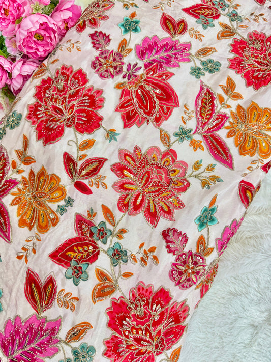 👗LUXURY NATURAL CRAPE  FLORAL PRINT  EMBROIDERY WITH SEQUINS 44 INCH  WIDTH