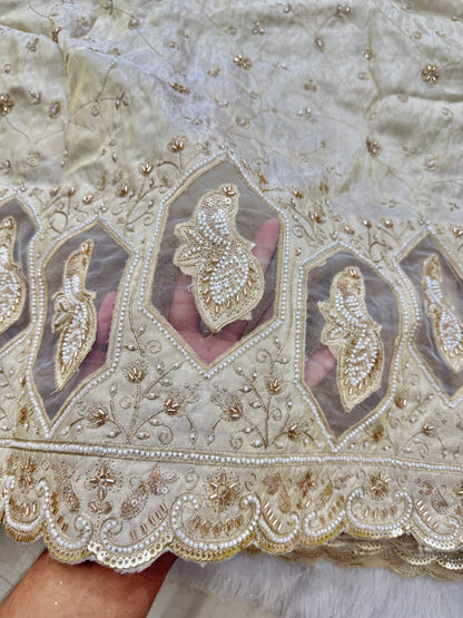 💕Zari tissu with embroidery, 🧵 🦚 peacock design 🥹width 60inch width  (DYBLE ) ✅