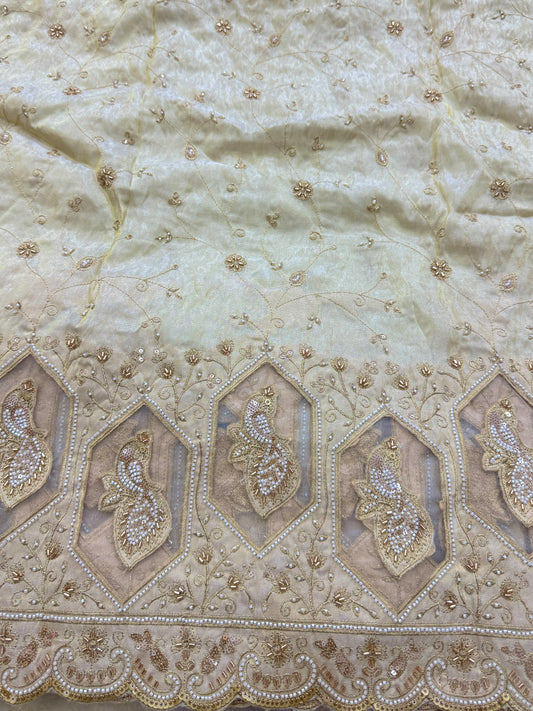 💕Zari tissu with embroidery, 🧵 🦚 peacock design 🥹width 60inch width  (DYBLE ) ✅