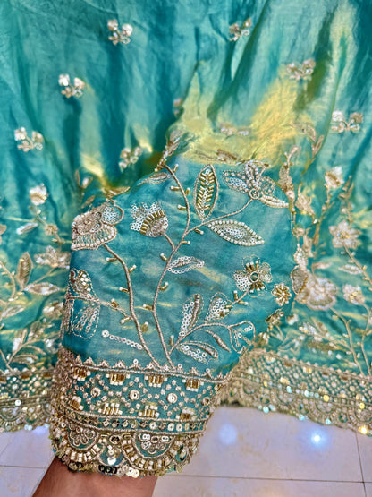 Luxurious👗 fendy fabric with– Floral & Heavy Border Work with zari work sari,lehanga, Anarkali , gown and etc 44-45inch width