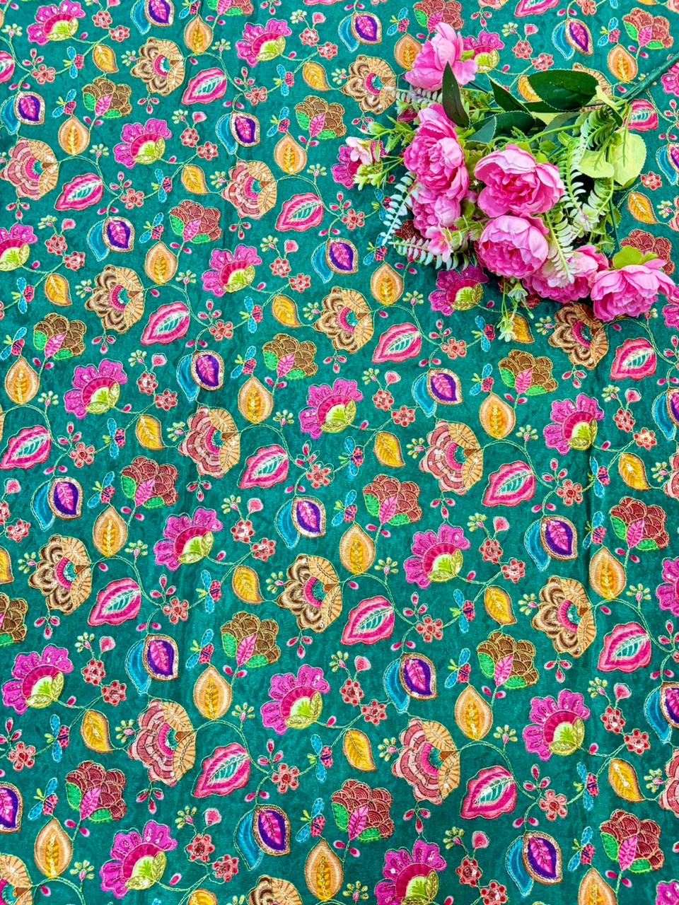 Trending flower desing♥️😍Royal Heritage Story Print Crepe Fabric width 44