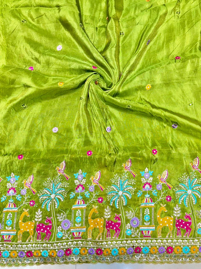 Premium🥻 Viscouse tissue👗 border fabrics beats work beautiful  design width 44