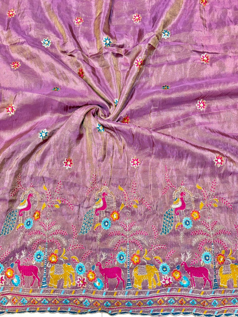 Premium🥻 Viscouse tissue👗 border fabrics beats work beautiful  design width 44