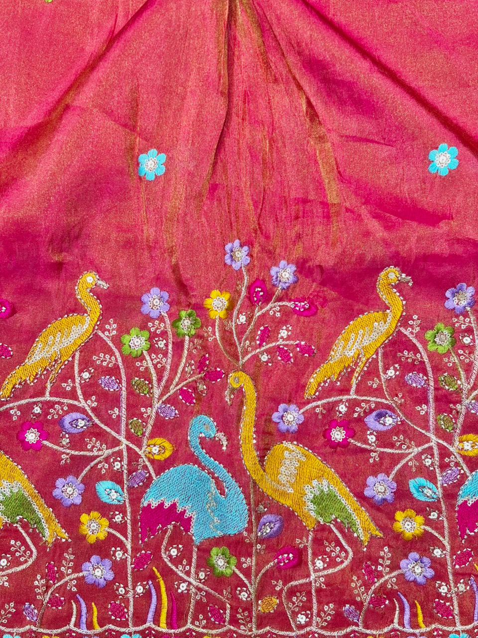 Premium🥻 Viscouse tissue👗 border fabrics beats work beautiful  design width 44