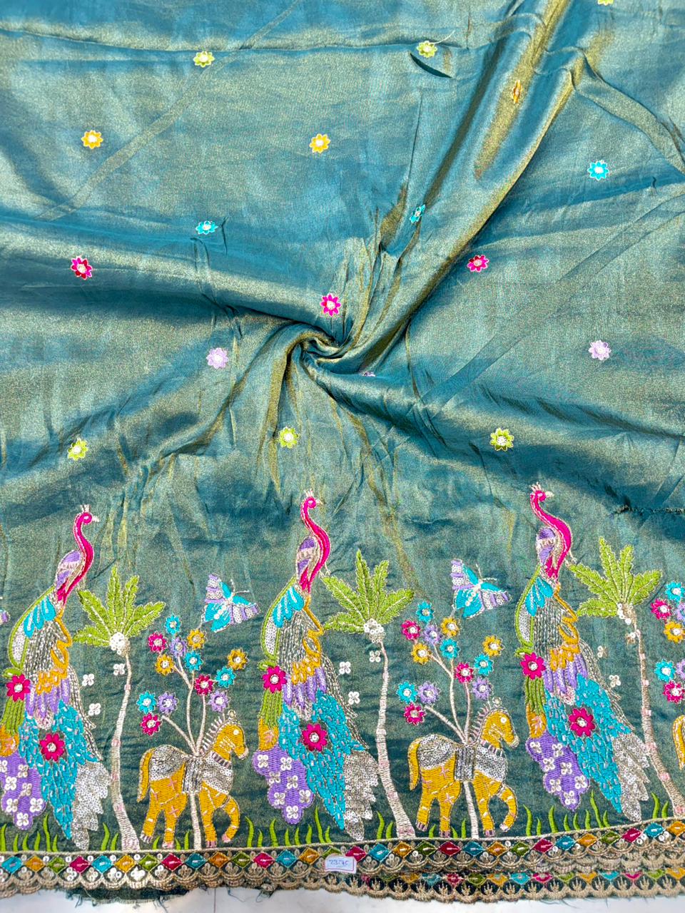 Premium🥻 Viscouse tissue👗 border fabrics beats work beautiful  design width 44