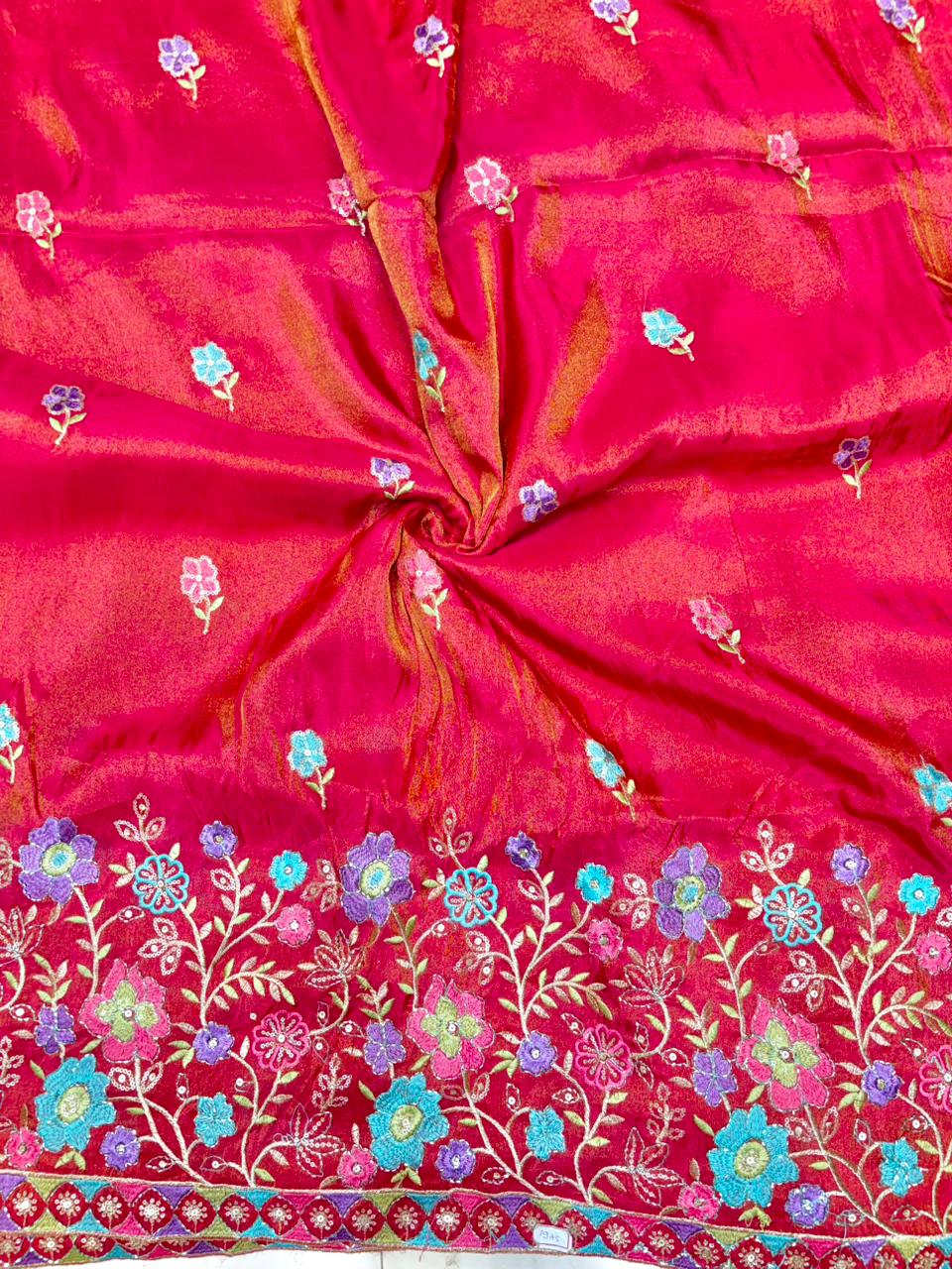 Premium🥻 Viscouse tissue👗 border fabrics beats work beautiful  design width 44