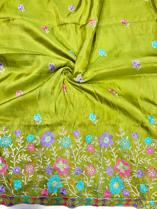 Premium🥻 Viscouse tissue👗 border fabrics beats work beautiful  design width 44