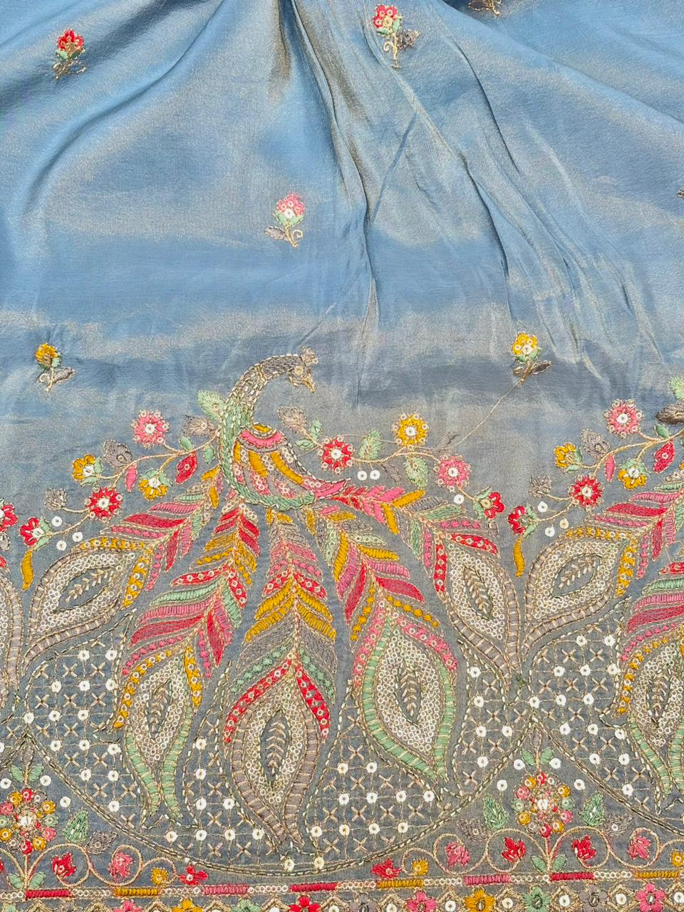 Premium🥻 Viscouse tissue👗 border fabrics beats work beautiful  design width 44