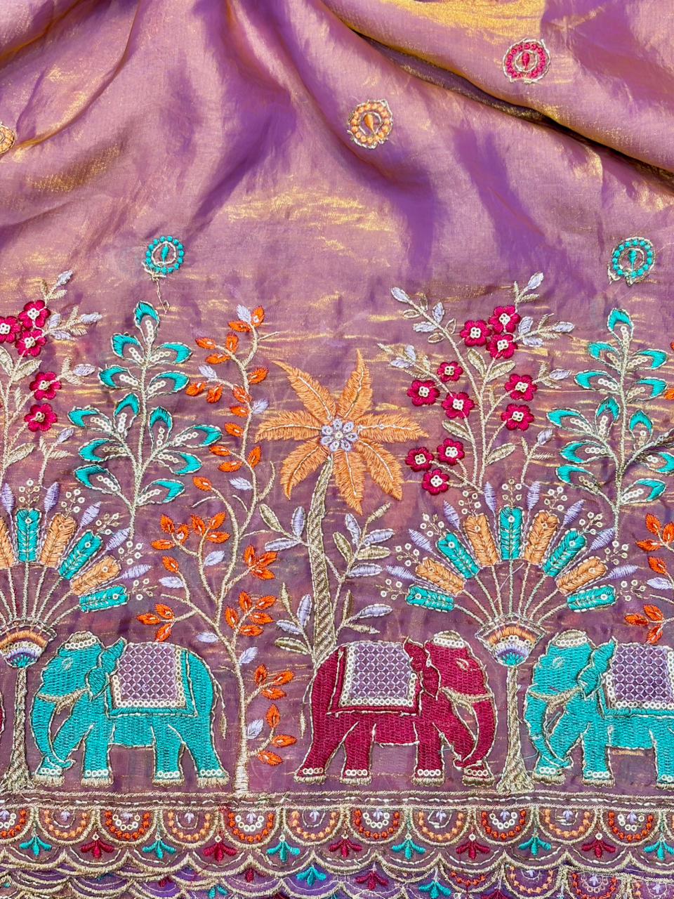 Exclusive 🥻 fendy imported 👗 border fabrics beats work beautiful desing width 44