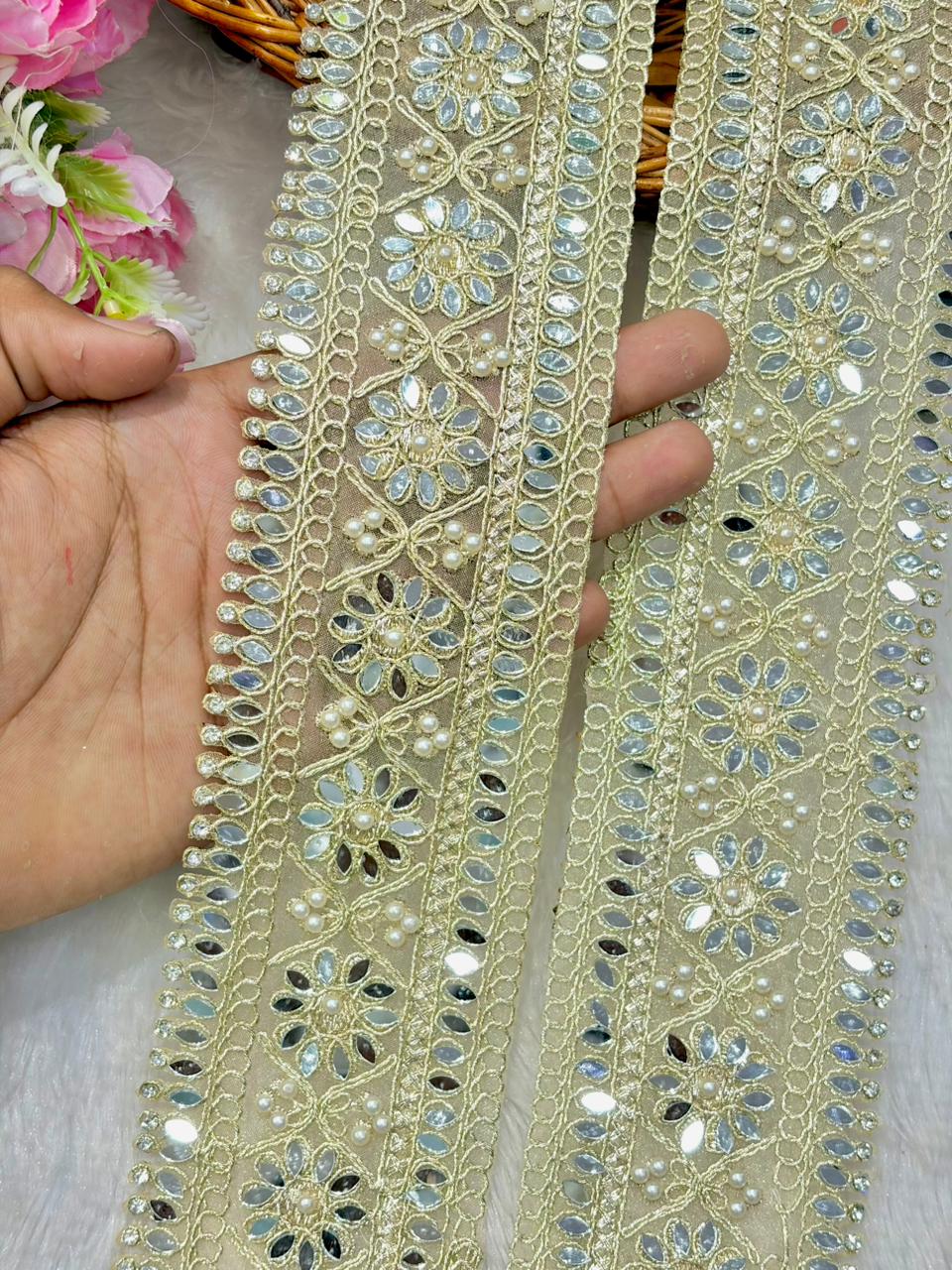 Handmade Original Mirror Work Lace Border – Pack of 9 Meter GOLD
